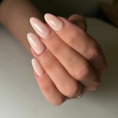 Vernis semi-permanent - Lait de Pivoine - 15ml