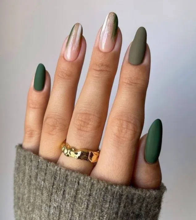 Automne - hiver 2025 : Les couleurs tendance pour une manucure élégante 2 couleur-tendance-ongles-automne-hiver-2025-vert